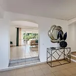 4 Beds, Golf Views, Optional Pool Heating וילה וילהמורה