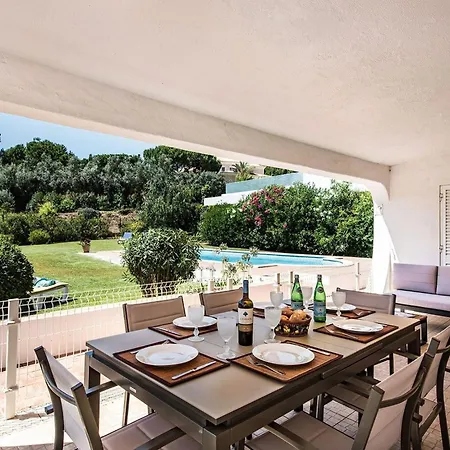 Villa 4 Beds, Golf Views, Optional Pool Heating Vilamoura